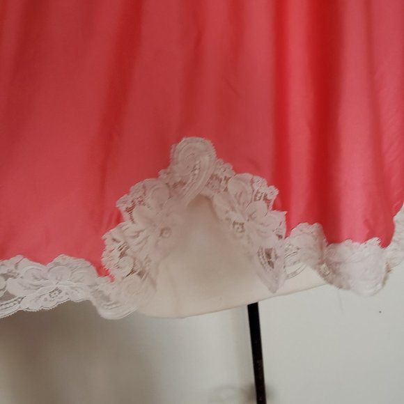 Vintage Shadow Line Lingerie Cami  Size Medium - Picture 3 of 6